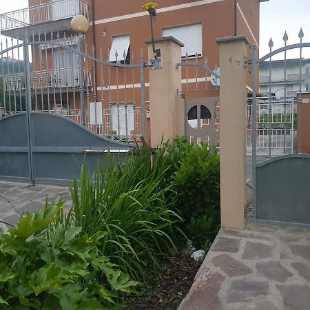 B&B La Damigiana Fioi Piano di Follo Εξωτερικό φωτογραφία
